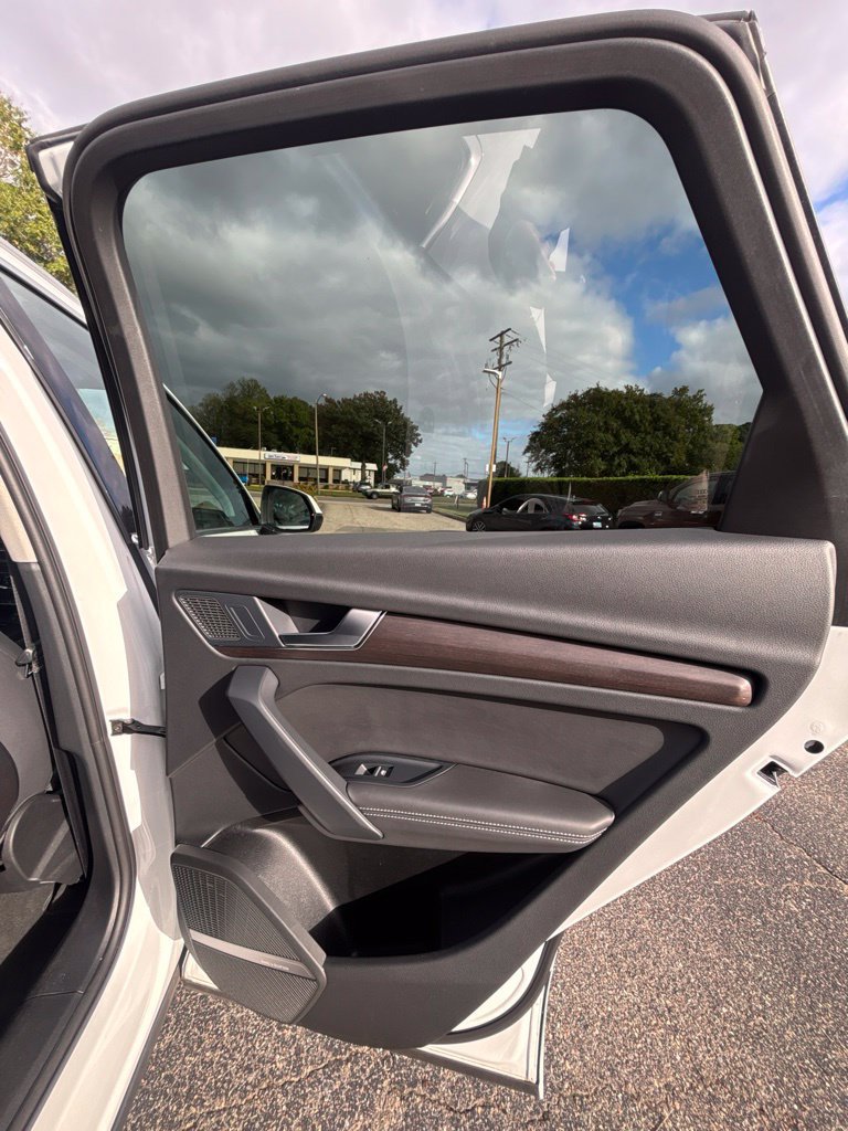 Used 2024 Audi Q5 2.0T Premium Plus AWD/4WD image 25
