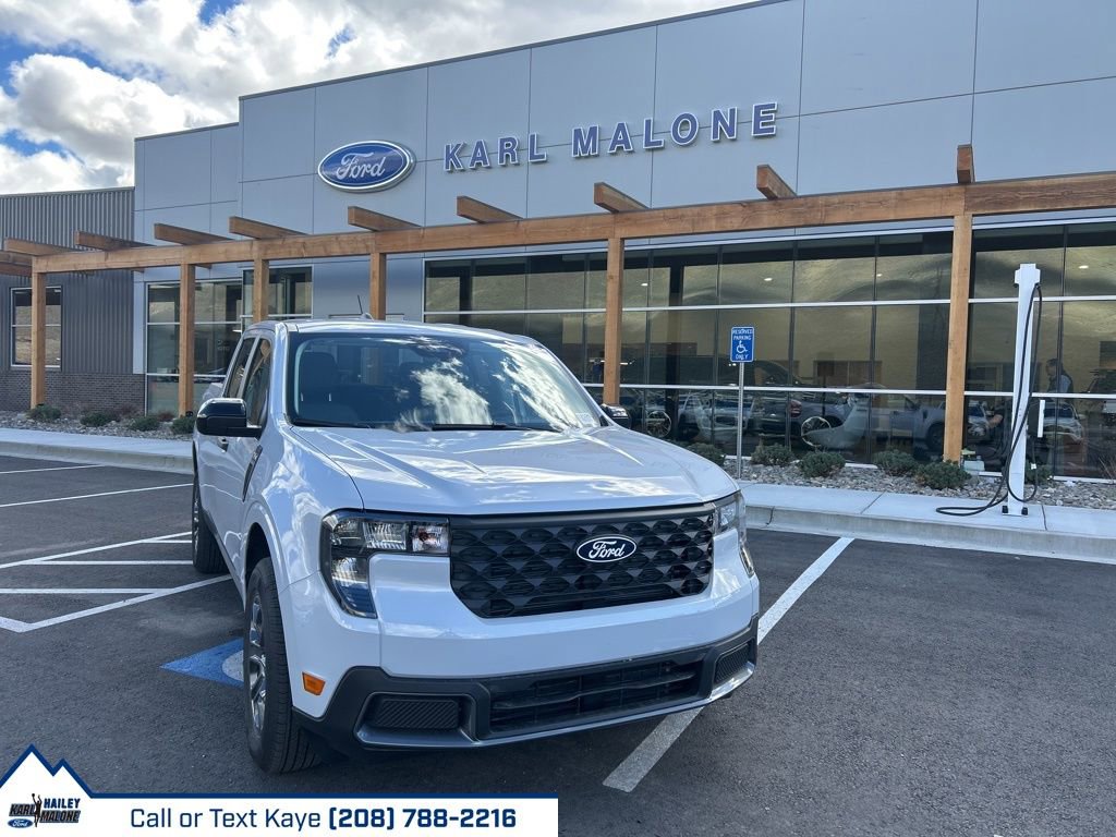 New 2026 Ford Maverick XLT w/ Equipment Group 301A image 32