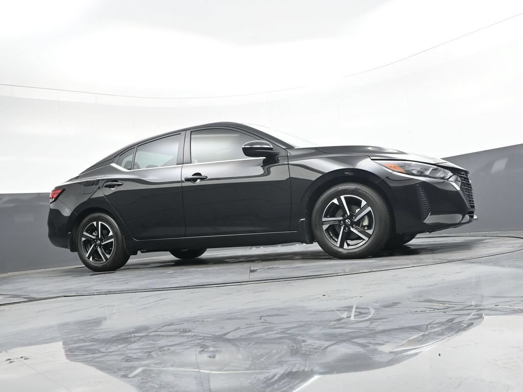 Used 2025 Nissan Sentra SV FWD image 34