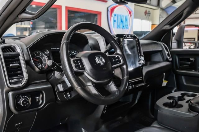 Used 2024 RAM 3500 Tradesman w/ Chrome Appearance Group image 15