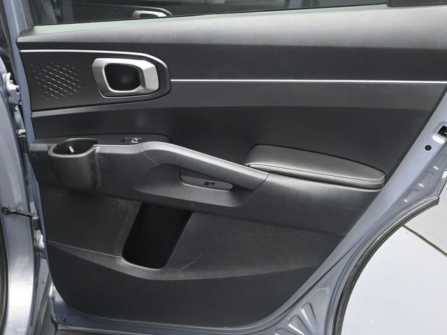 Used 2022 Kia Sorento S w/ Panoramic Sunroof Package image 30