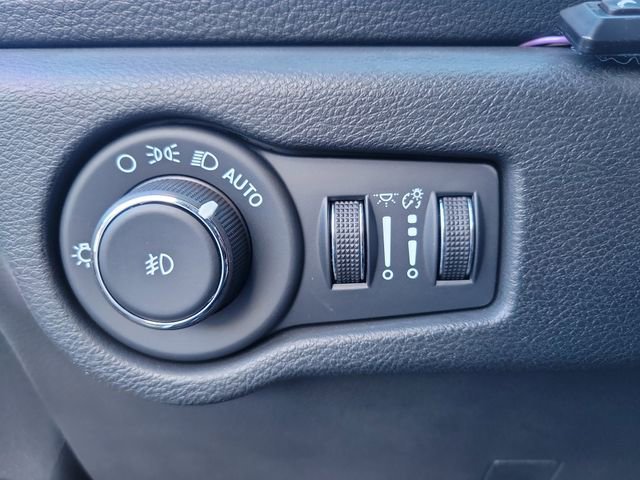 New 2023 Chrysler Pacifica Touring-L w/ S Appearance Package FWD image 20