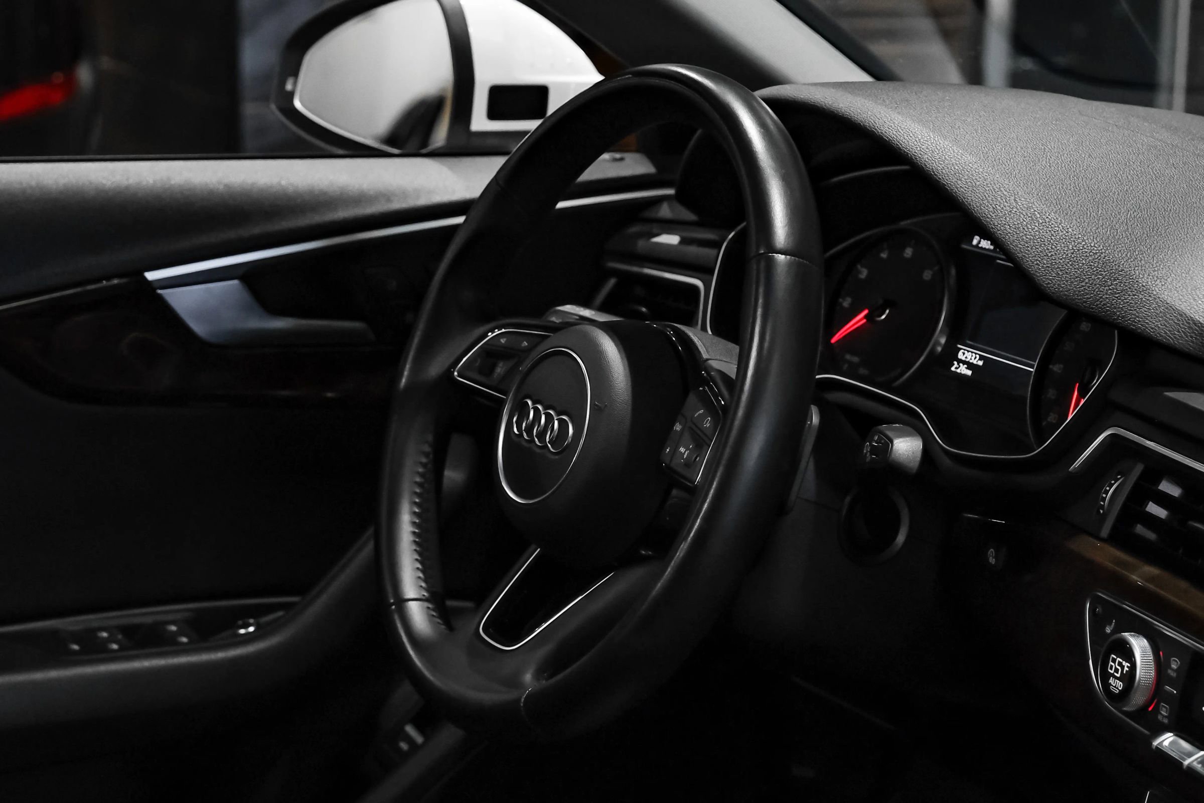 Used 2019 Audi A4 2.0T Premium w/ Convenience Package AWD/4WD image 17