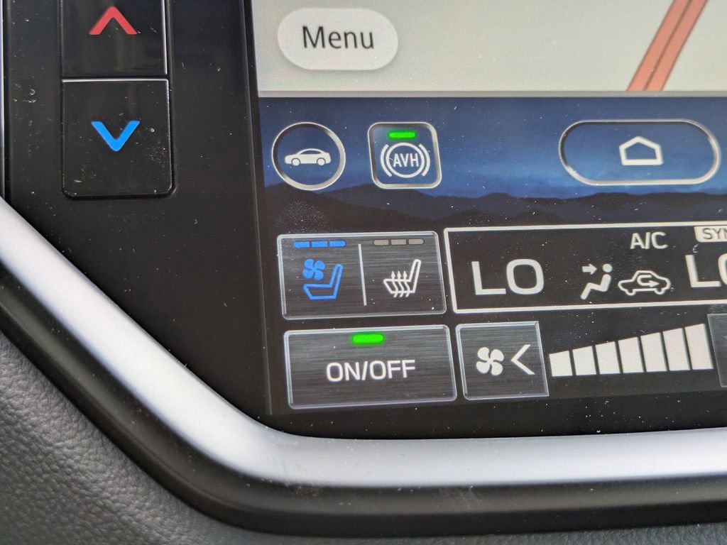 Certified 2025 Subaru Ascent Bronze Edition image 25
