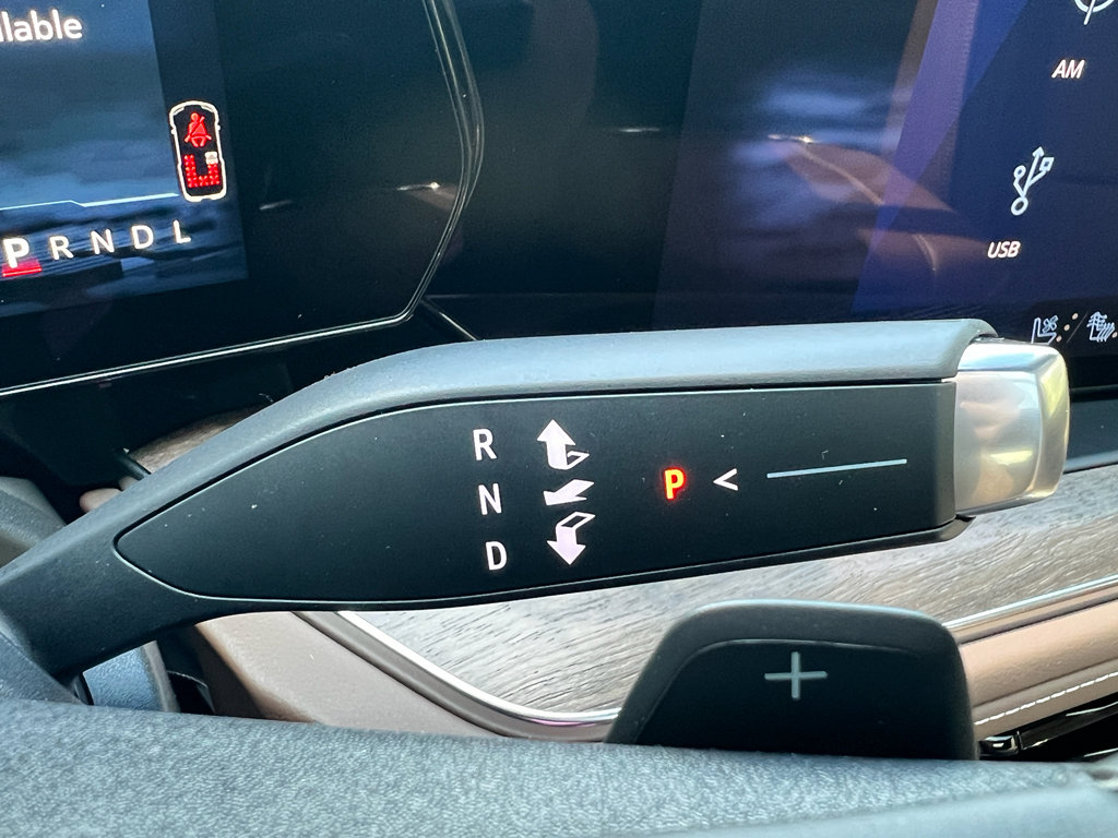 New 2026 Chevrolet Tahoe High Country w/ Sun And Tow Package image 10