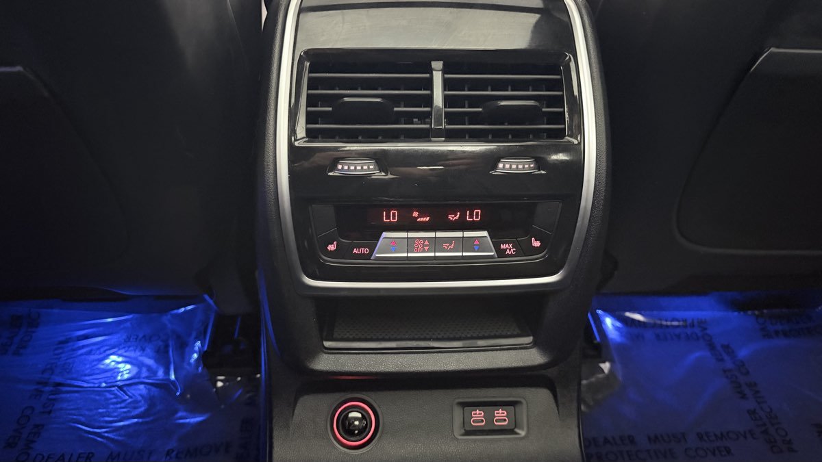 Used 2021 BMW ALPINA XB7 AWD/4WD image 38