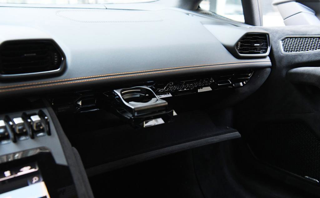 Used 2023 Lamborghini Huracan Sterrato image 8