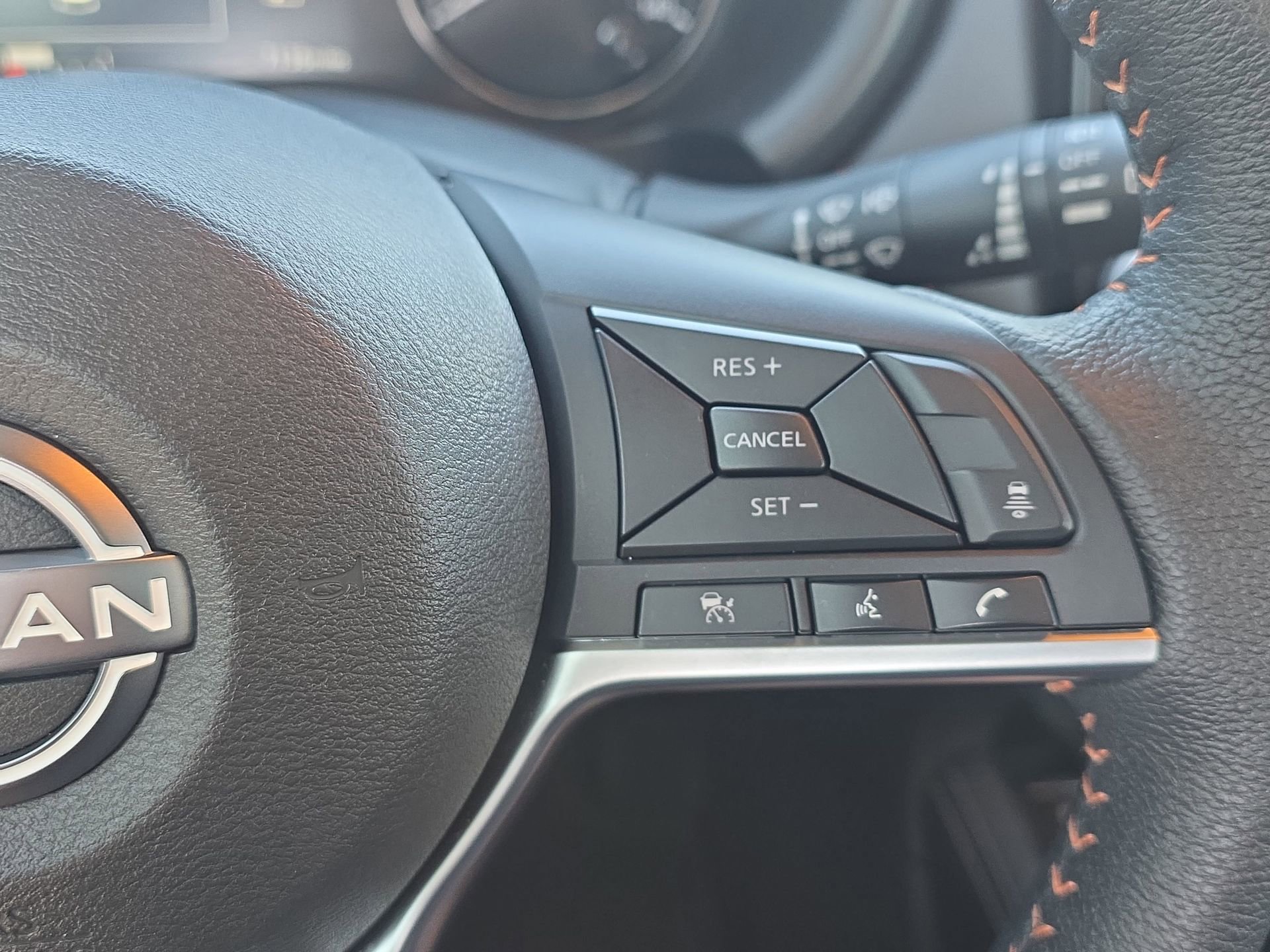 Certified 2024 Nissan Kicks SR w/ SR Premium Package image 17