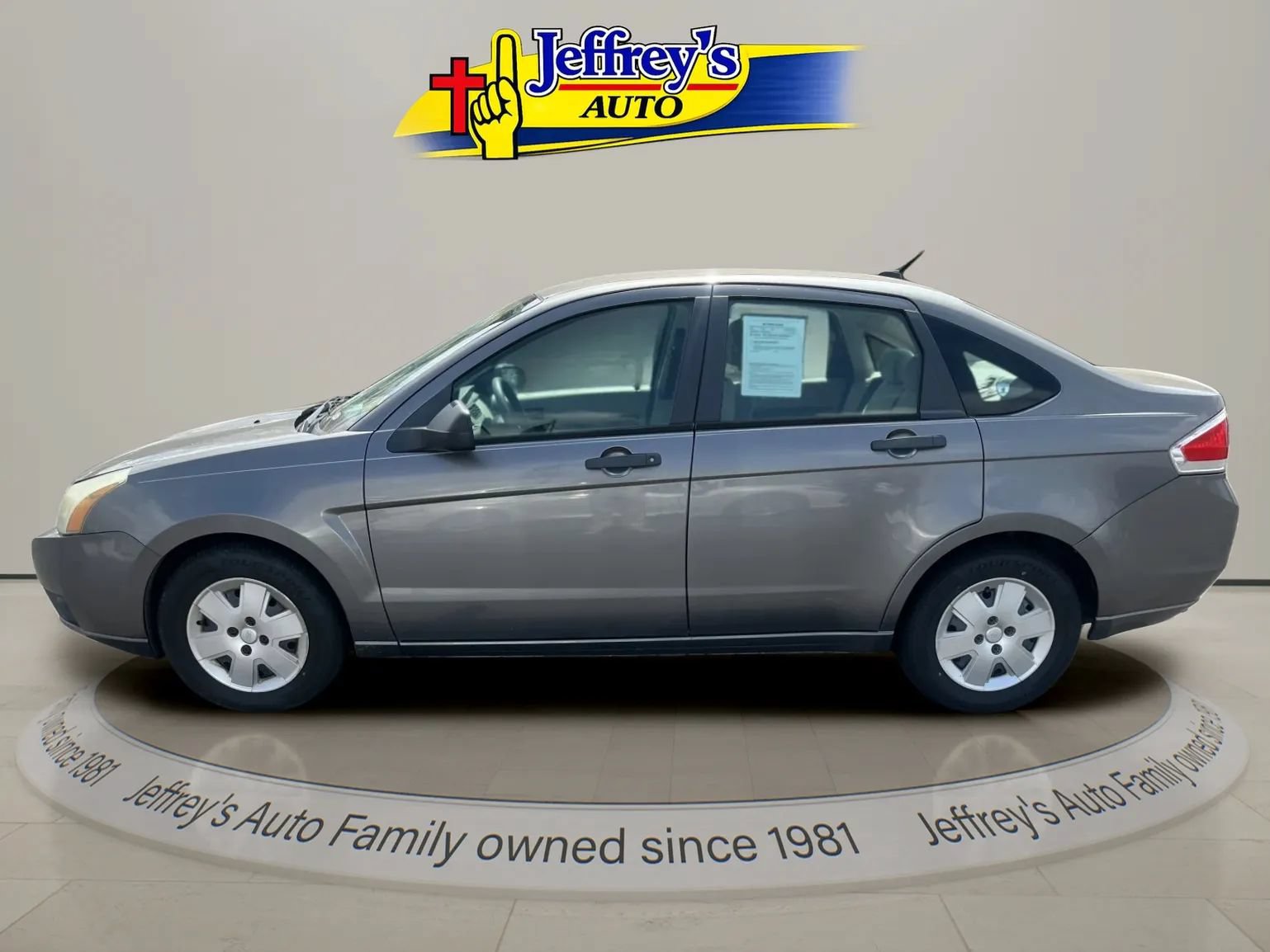 Used 2011 Ford Focus S FWD image 2