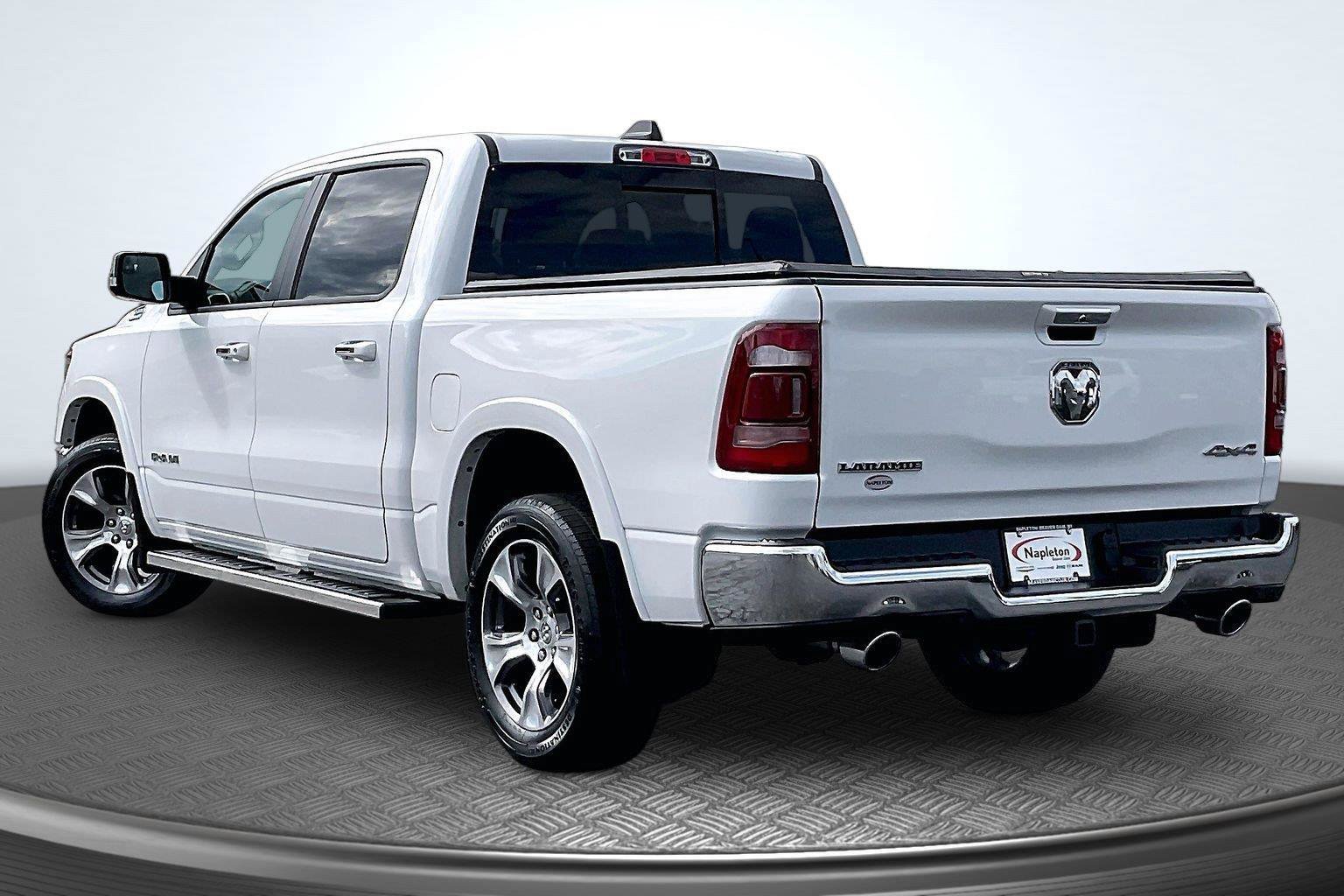 Used 2022 RAM 1500 Laramie AWD/4WD image 14