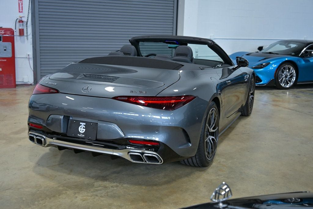 Used 2026 Mercedes-Benz SL 63 AMG 4MATIC image 16