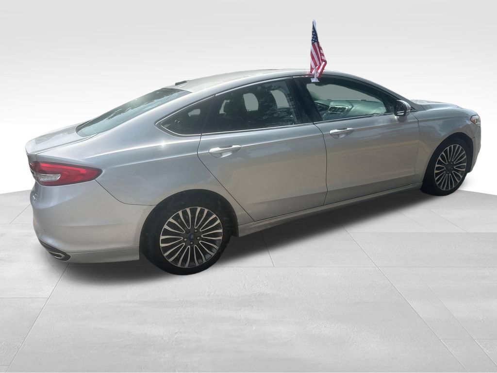 Used 2017 Ford Fusion SE w/ Fusion SE Technology Package FWD image 25