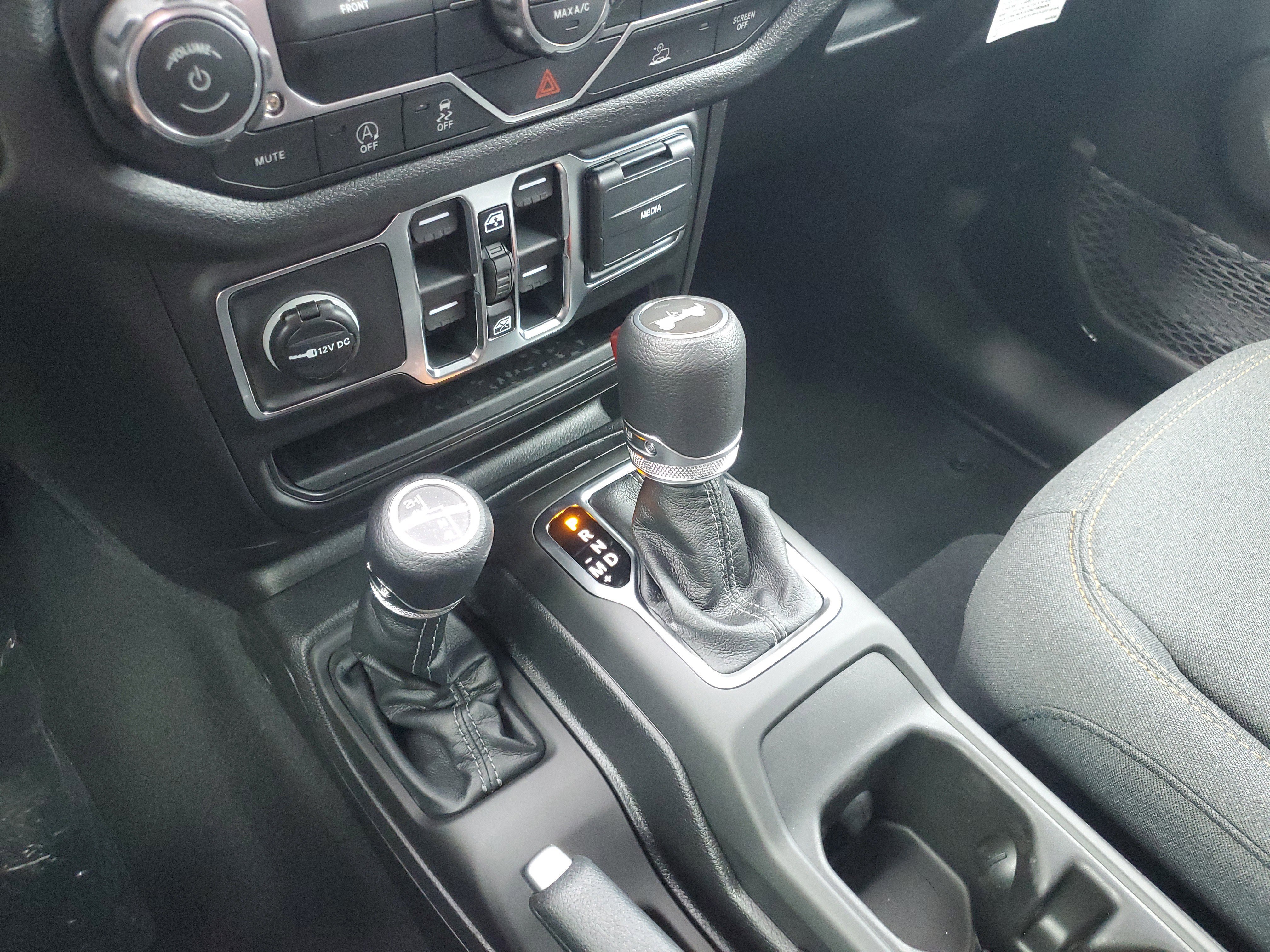 New 2026 Jeep Wrangler Unlimited Sport AWD/4WD image 19