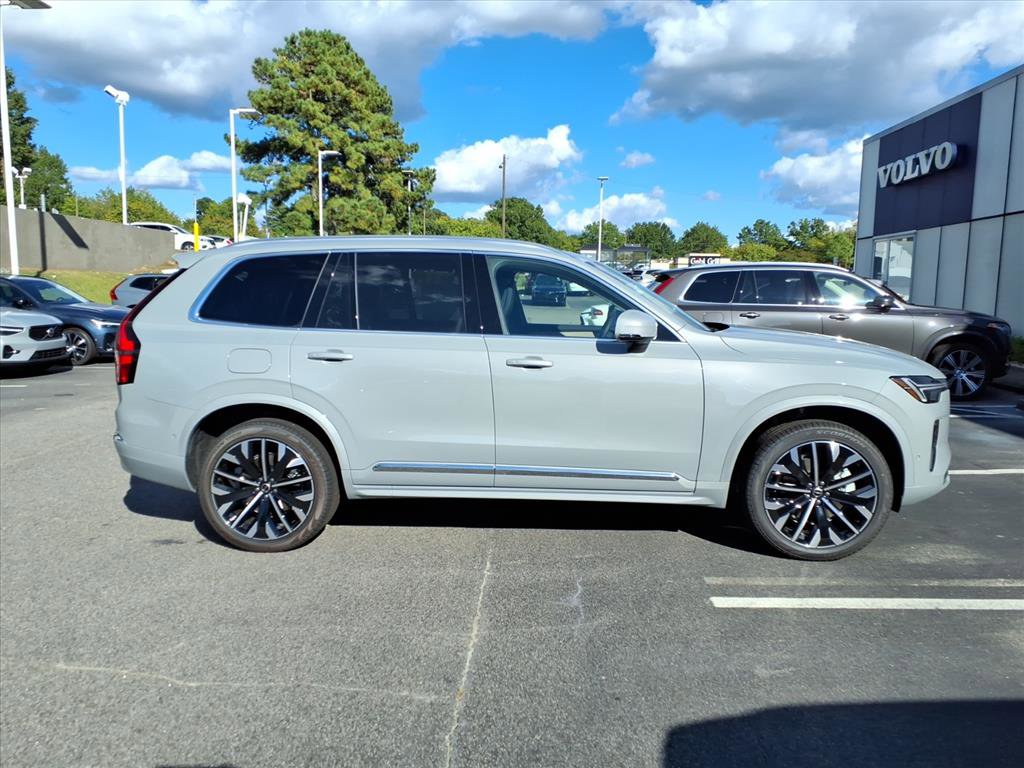 New 2026 Volvo XC90 B6 Plus w/ Protection Package Premier image 2