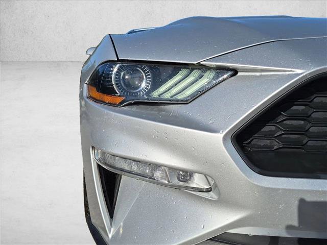 Used 2018 Ford Mustang Premium RWD image 11