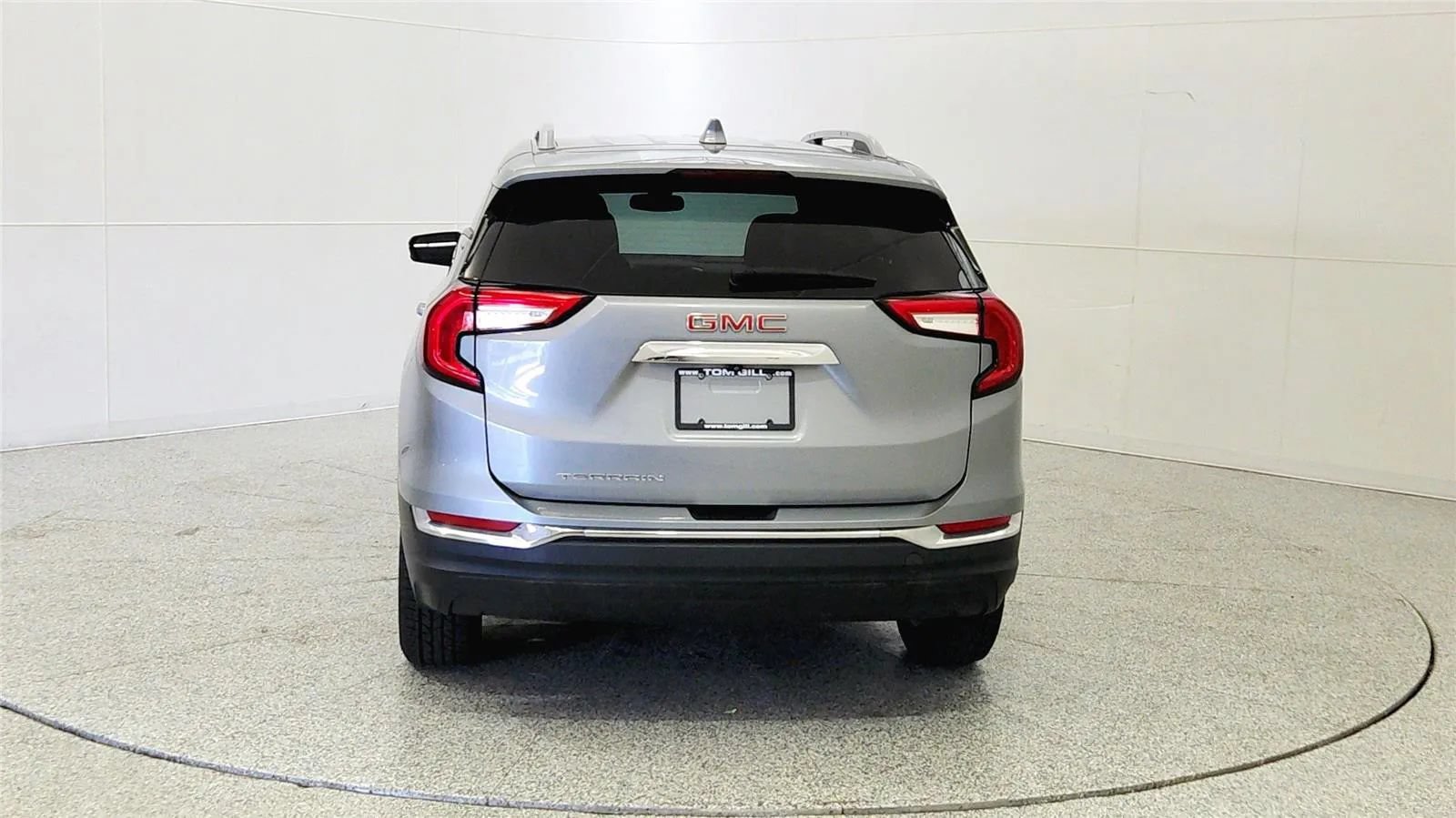 Used 2023 GMC Terrain SLT FWD image 7