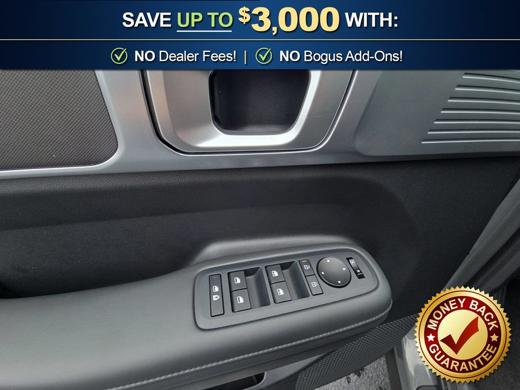 Used 2026 Hyundai Santa Fe SEL AWD/4WD image 16