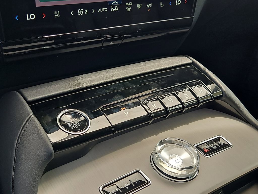 New 2025 Lincoln Navigator L Reserve image 24