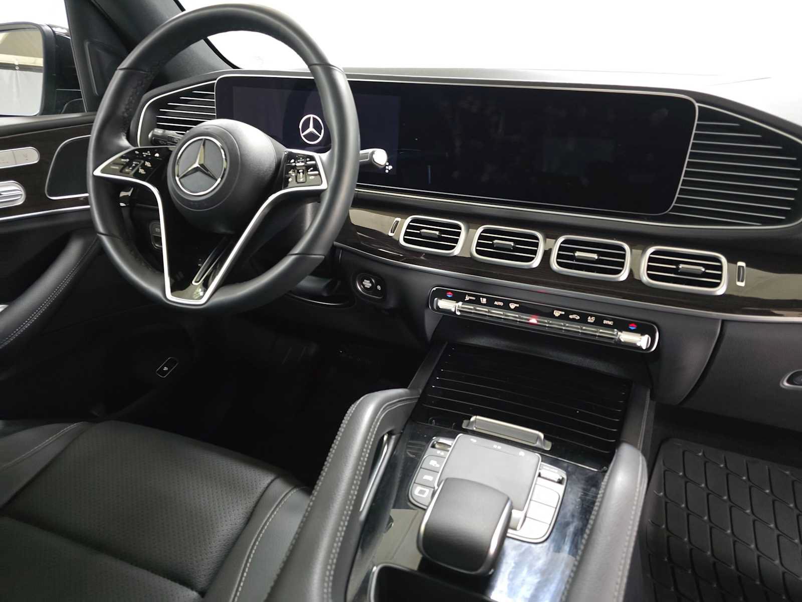 Used 2026 Mercedes-Benz GLE 350 4MATIC image 12