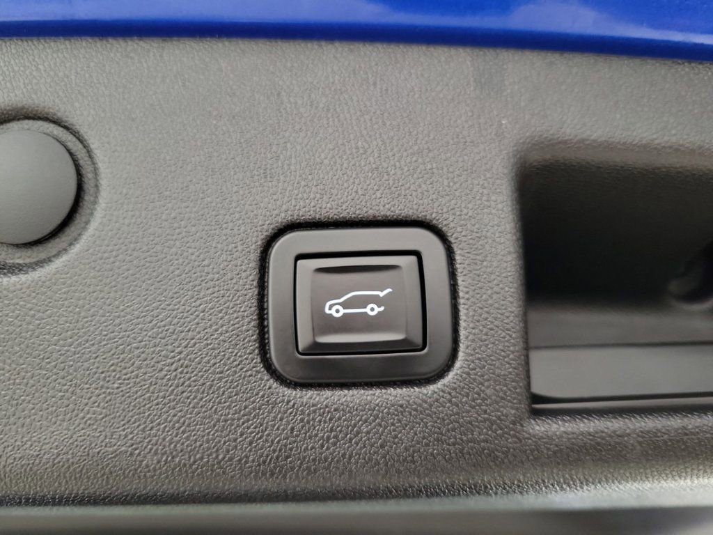 Certified 2019 Chevrolet Equinox LT w/ Sun & Navigation Package image 21