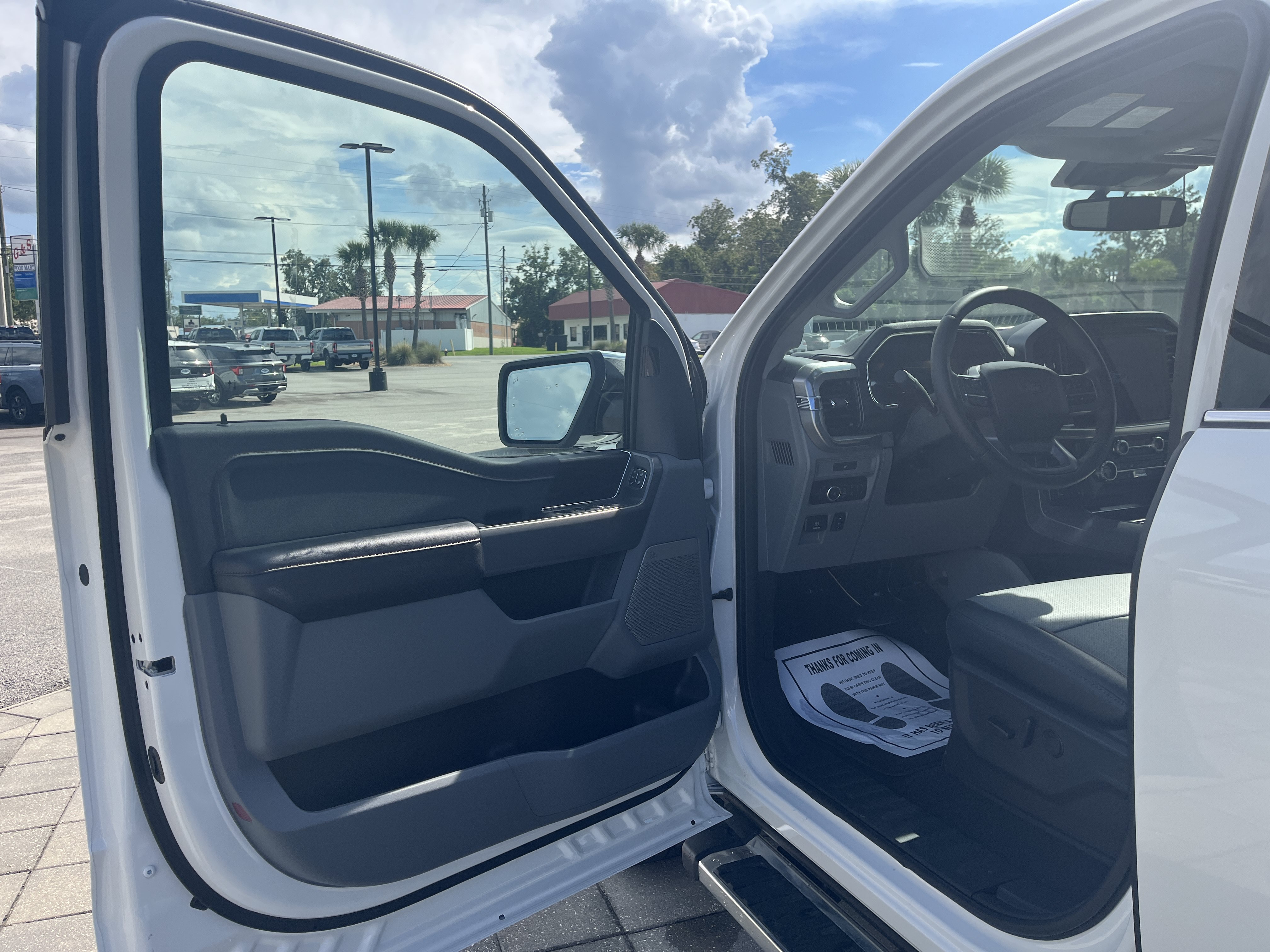 New 2026 Ford F150 Lariat w/ Equipment Group 501A Mid AWD/4WD image 13