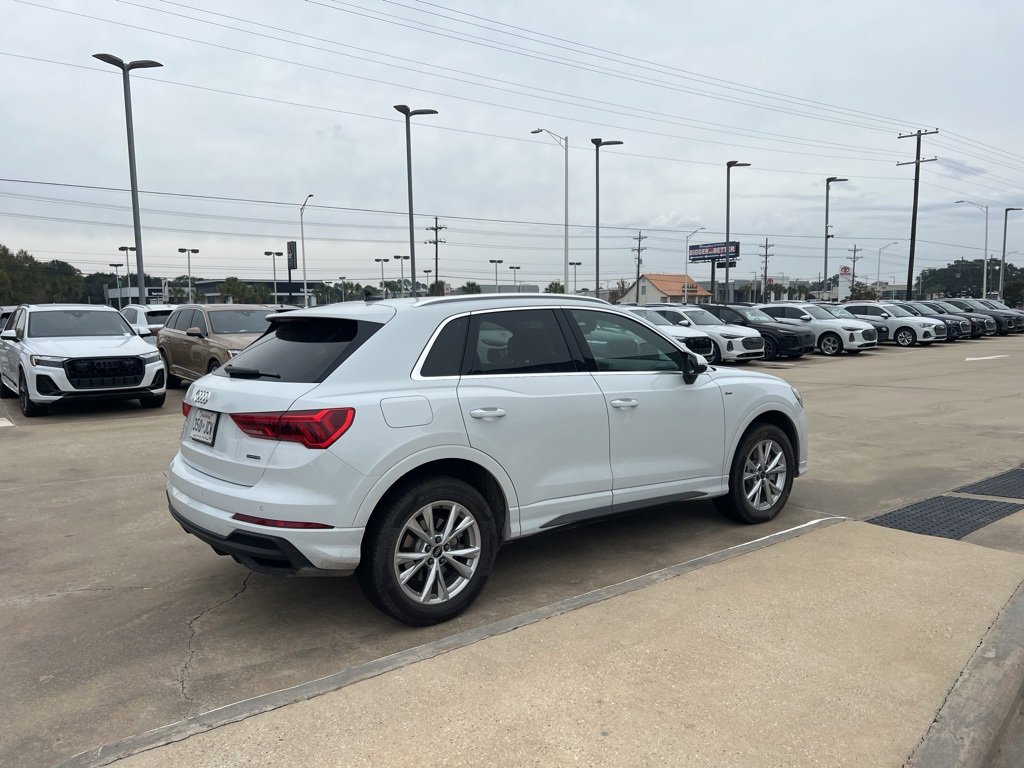 Used 2025 Audi Q3 2.0T Premium w/ Convenience Package image 9