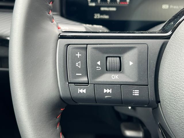 New 2026 Nissan Kicks SR w/ Cold Weather Package AWD/4WD image 16