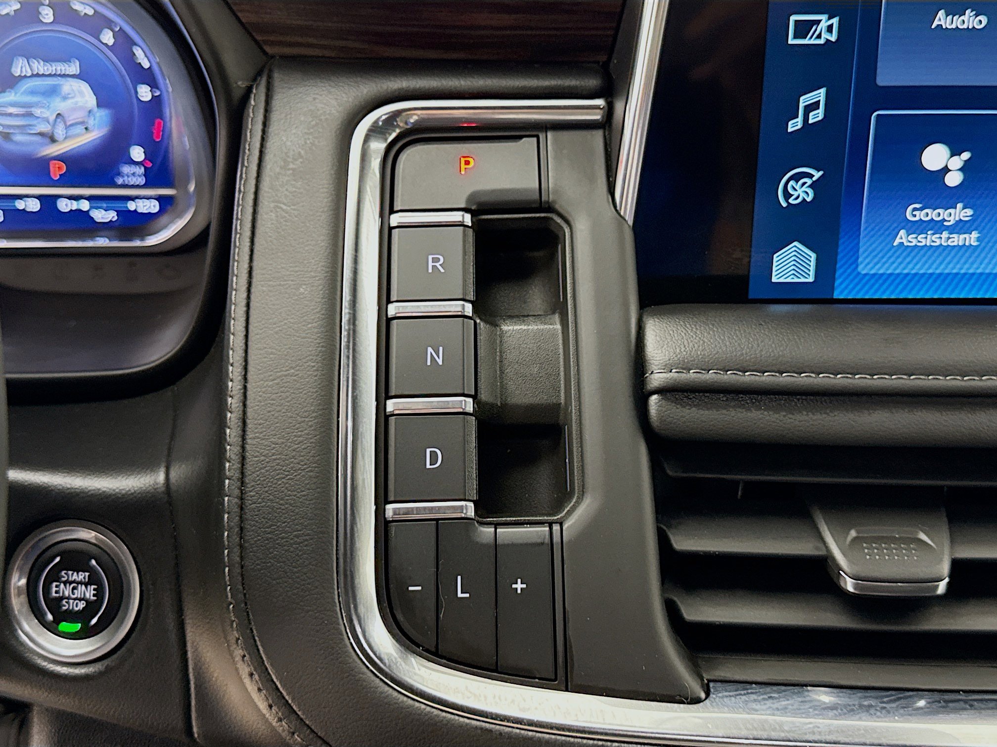 Used 2023 Chevrolet Tahoe LT w/ LT Signature Plus Package RWD image 17