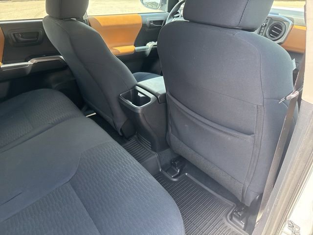 Used 2019 Toyota Tacoma SR5 AWD/4WD image 18