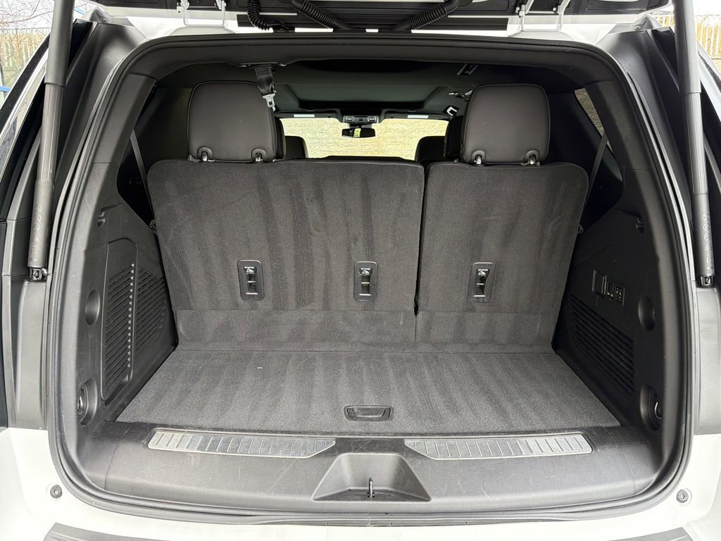 Used 2023 Chevrolet Tahoe Z71 w/ Luxury Package image 18