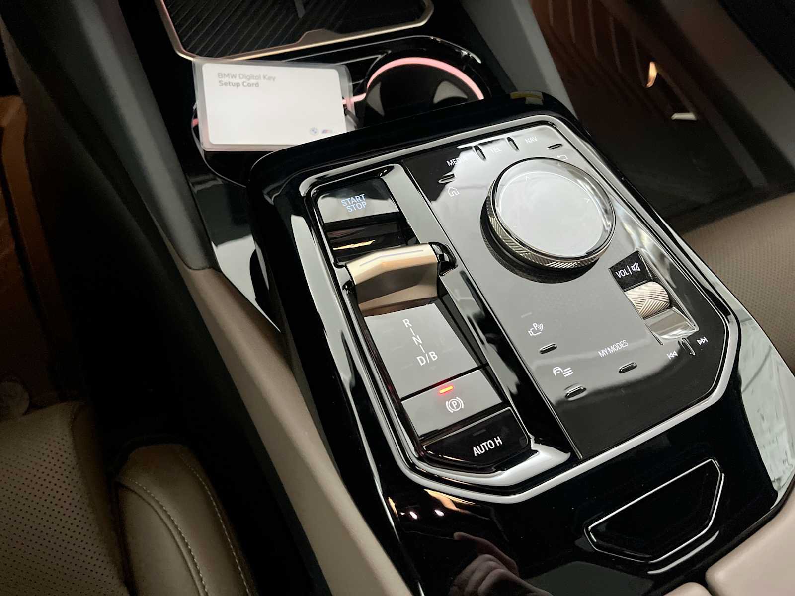 New 2027 BMW i5 xDrive40 AWD/4WD image 28