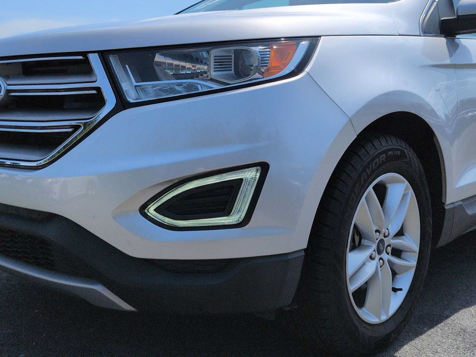 Used 2015 Ford Edge SEL w/ Equipment Group 201A FWD image 11