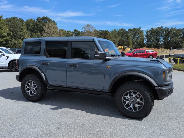 New 2025 Ford Bronco Badlands AWD/4WD image 2