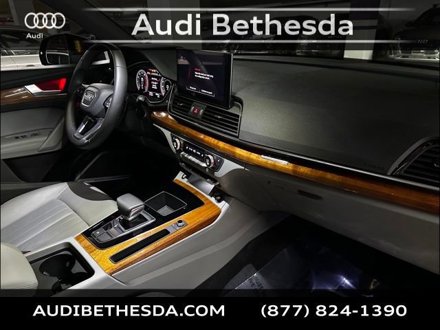 Used 2023 Audi Q5 2.0T Premium Plus w/ Premium Plus Package AWD/4WD image 11