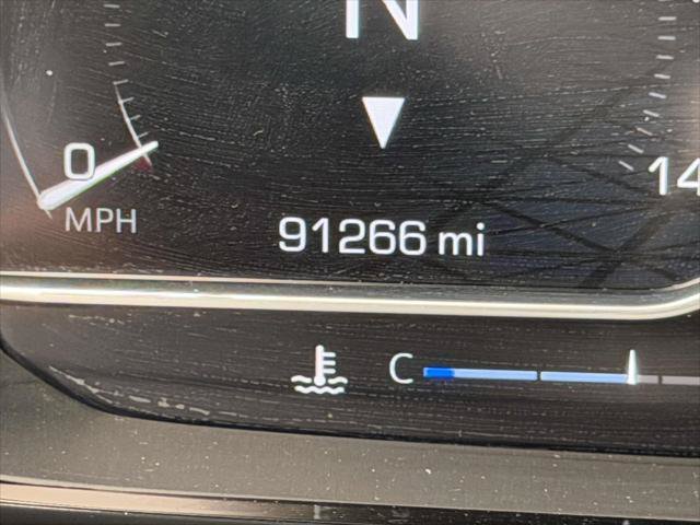 Used 2023 GMC Yukon Denali Ultimate AWD/4WD image 31