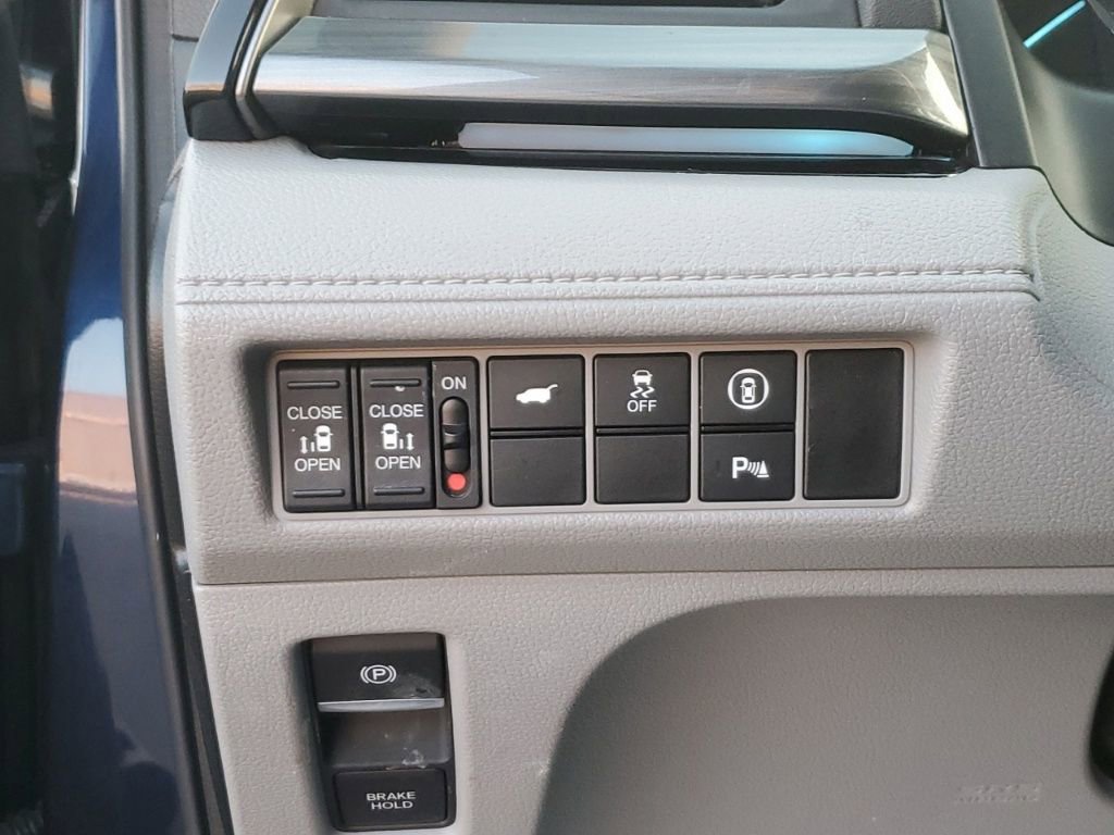 Used 2023 Honda Odyssey Elite image 16