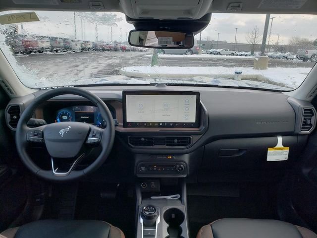 New 2025 Ford Bronco Sport Outer Banks image 11