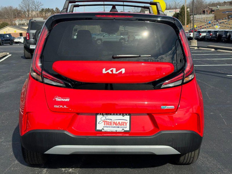 Used 2025 Kia Soul EX image 5