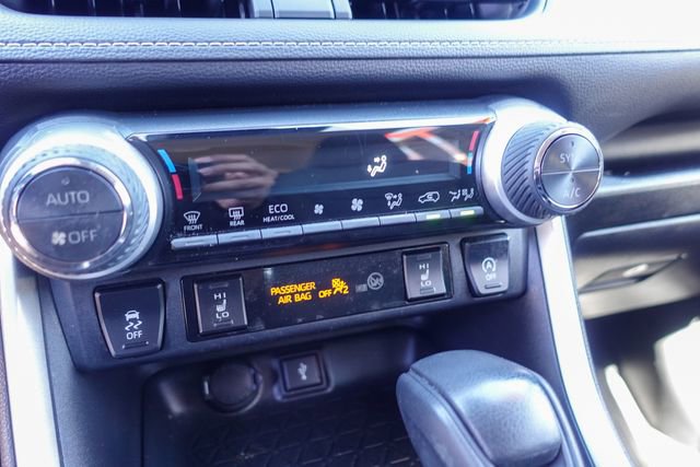 Certified 2022 Toyota RAV4 XLE w/ Convenience Package image 23