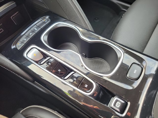 Certified 2023 Buick Envision Essence AWD/4WD image 22
