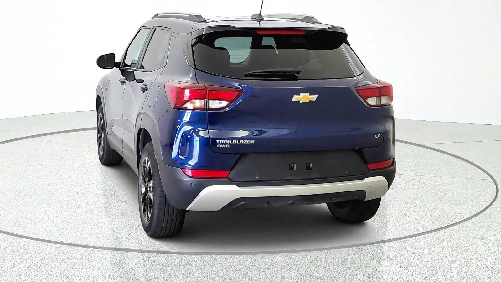 Used 2022 Chevrolet TrailBlazer LT w/ Convenience Package AWD/4WD image 7