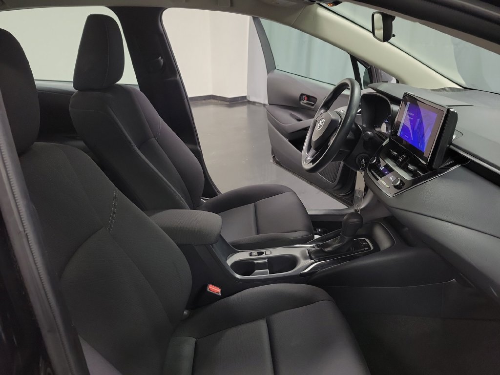Used 2024 Toyota Corolla LE FWD image 32