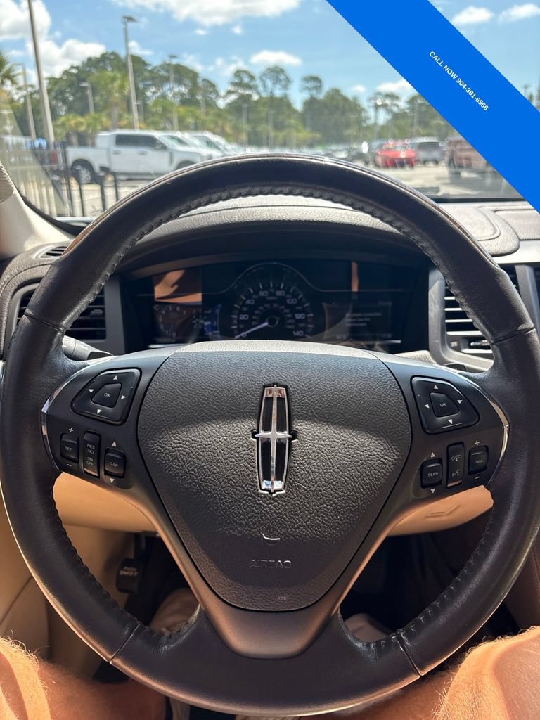 Used 2015 Lincoln MKS w/ Equipment Group 101A FWD image 17