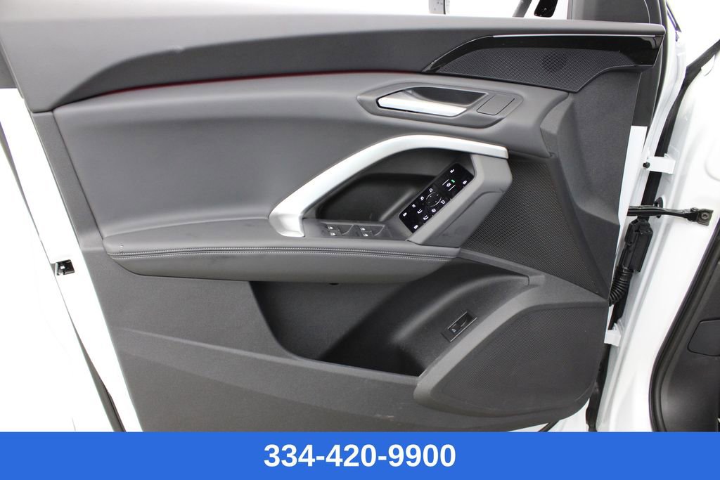 New 2025 Audi Q5 Premium image 15