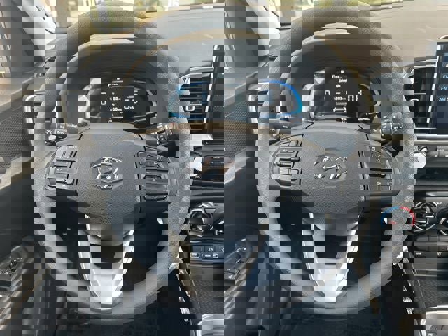 New 2026 Hyundai Venue SE image 21