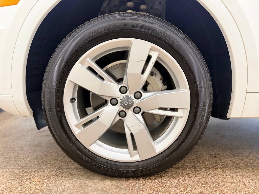 Used 2018 Audi Q5 2.0T Premium Plus w/ Premium Plus Package AWD/4WD image 28