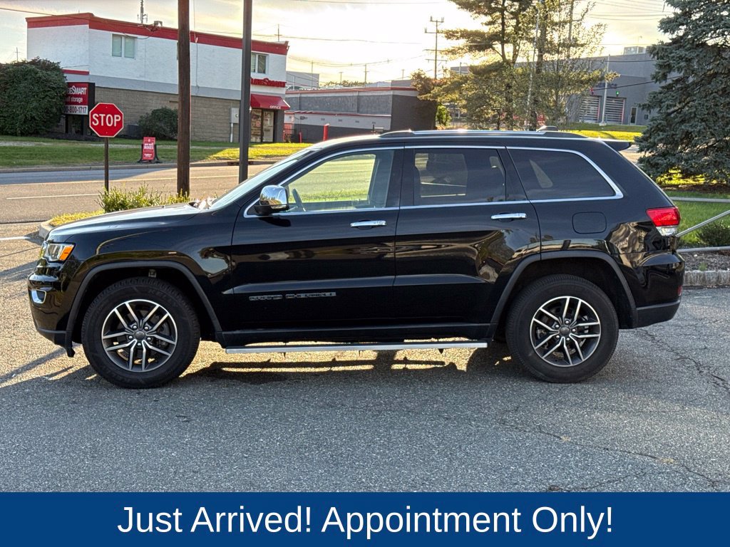 Used 2019 Jeep Grand Cherokee Limited AWD/4WD image 4