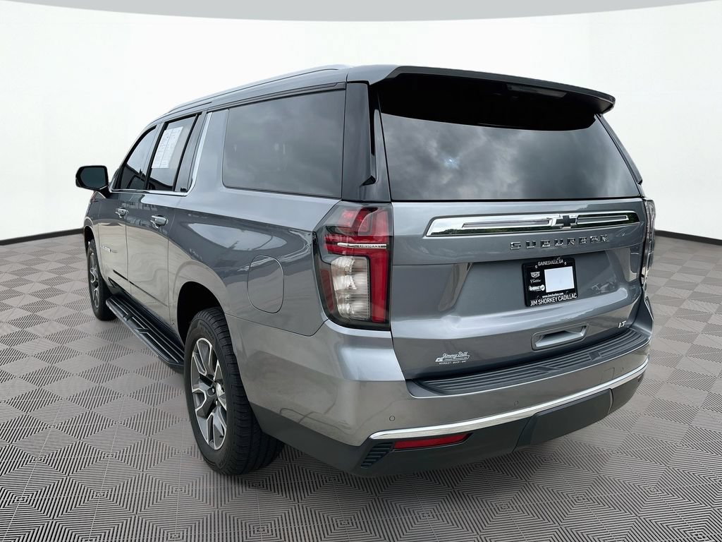 Used 2021 Chevrolet Suburban LT w/ Luxury Package RWD image 8
