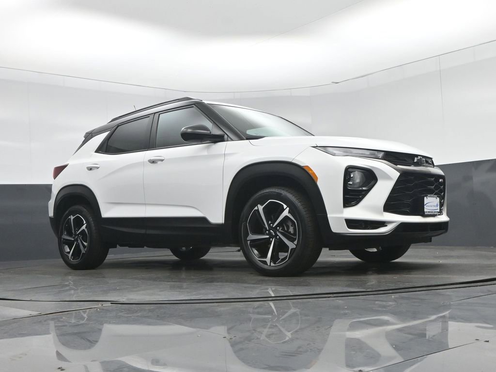 Used 2023 Chevrolet TrailBlazer RS w/ Convenience Package AWD/4WD image 51