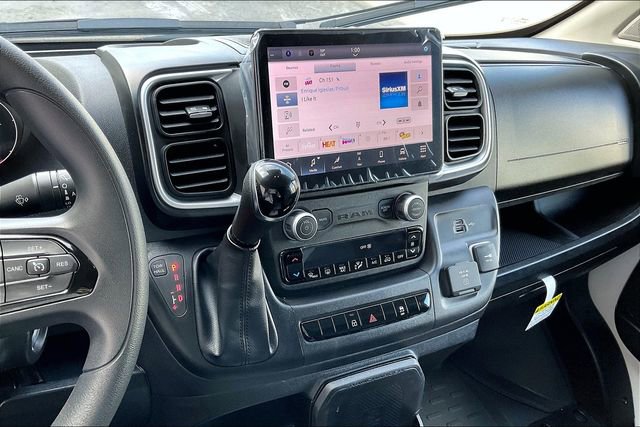 New 2025 RAM ProMaster 2500 w/ Quick Order Package 22G SLT image 7